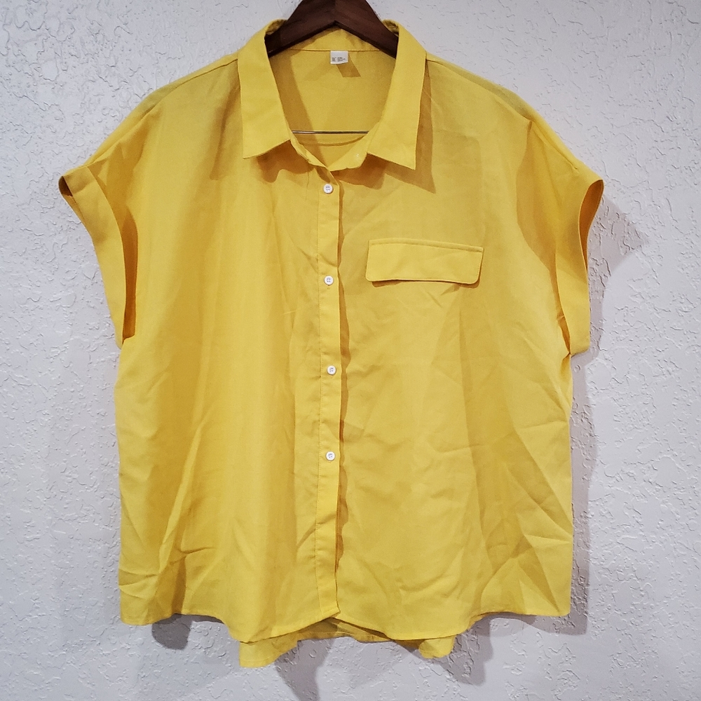Yellow Button Down Short Sleeve Women's Blouse Size 3X
